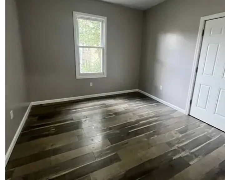 5-298 Halstead St #1A — Photo 2