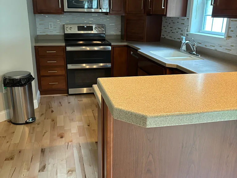 1835 Clarke Blvd — Photo 13