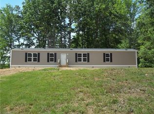 653 Berrymore Rd, Reidsville, NC 27320