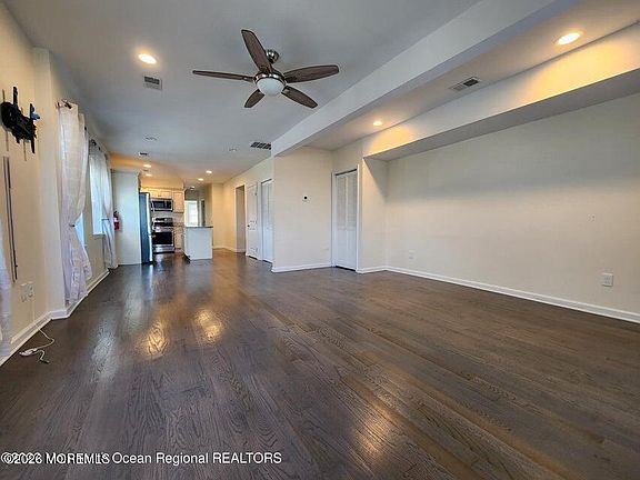 5th image of 334 W Front St #A