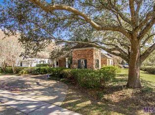 210 Knox Hill Dr, Baton Rouge, LA 70810