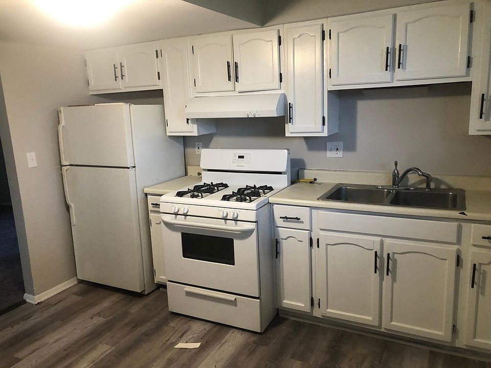 1st image of 7450 Noble St #7450