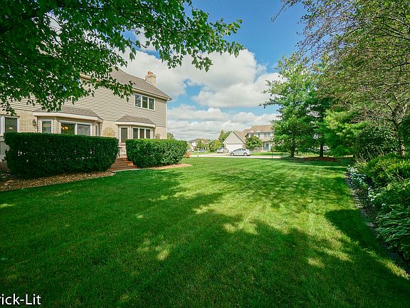 4th image of 1811 Harvard Ln