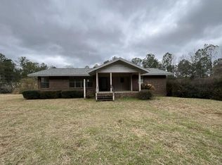 5217 Meadows Dr, Jay, FL 32565