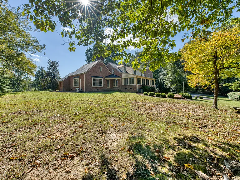 9720 Burnett Dr — Photo 53