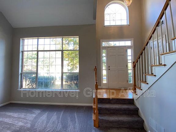 4th image of 135 Glengary Ct