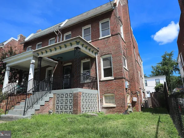 809 Quackenbos St NW, Washington, DC 20011