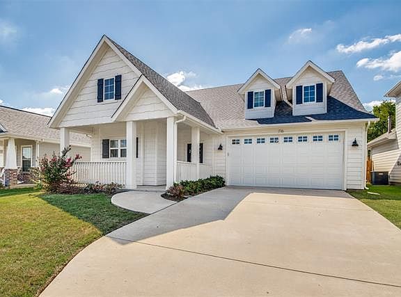 2nd image of 716 Mulberry Ct