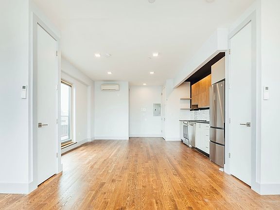 2nd image of 311 Woodbine St #3F