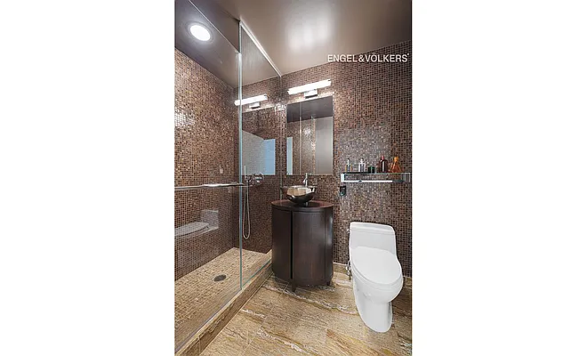 Sold by Engel & Völkers New York City | media 13