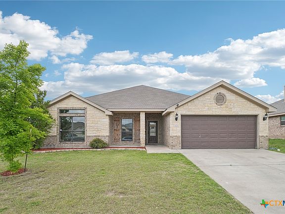 3rd image of 3408 Sands Ln
