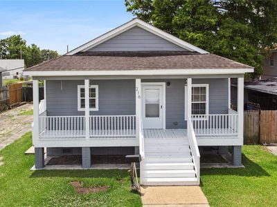 216 Warrington Dr, New Orleans, LA, 70122