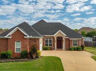 6139 Remington Dr, Bryant, AR 72022
