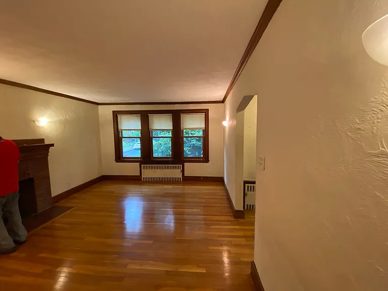 27 Portina Rd — Photo 2