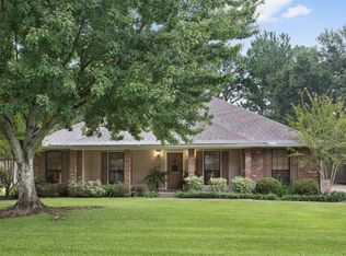 4556 Cypress St, Zachary, LA 70791