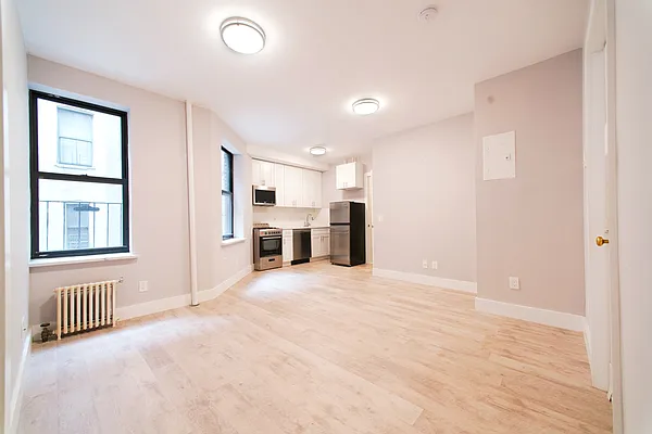 Rented by REAL New York | media 25