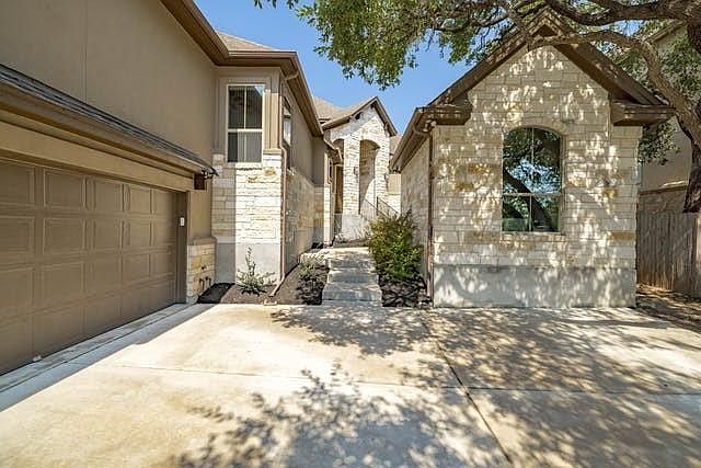 1st image of 2605 Lou Hollow Pl