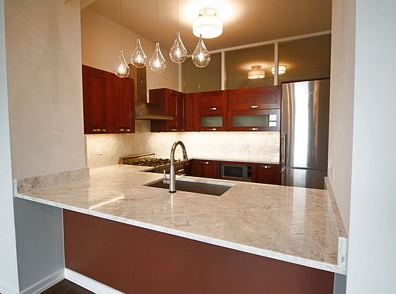 3rd image of 6 N Michigan Ave #802