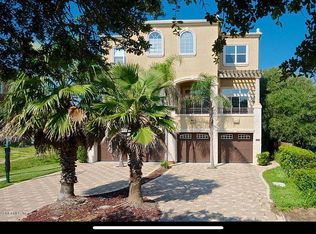 1826 Ocean Grove Dr, Atlantic Beach, FL 32233