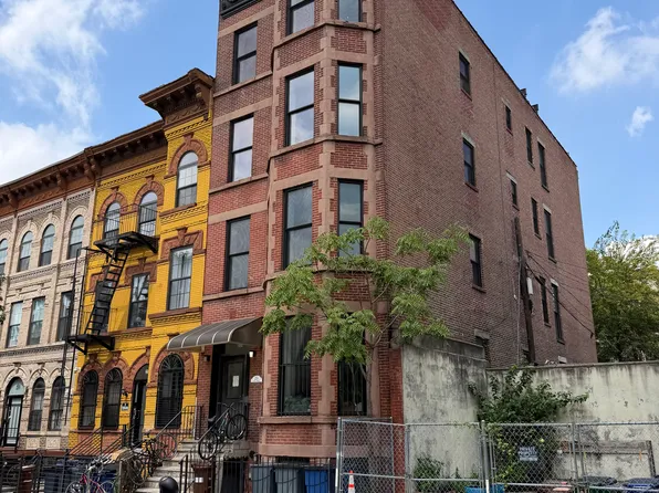 259 Hart Street image 1 of 16