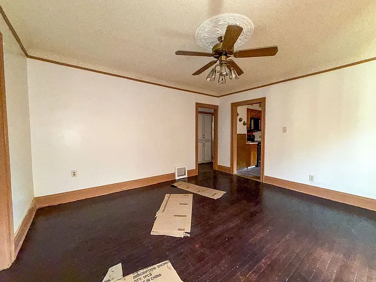9392 Woodside St — Photo 10