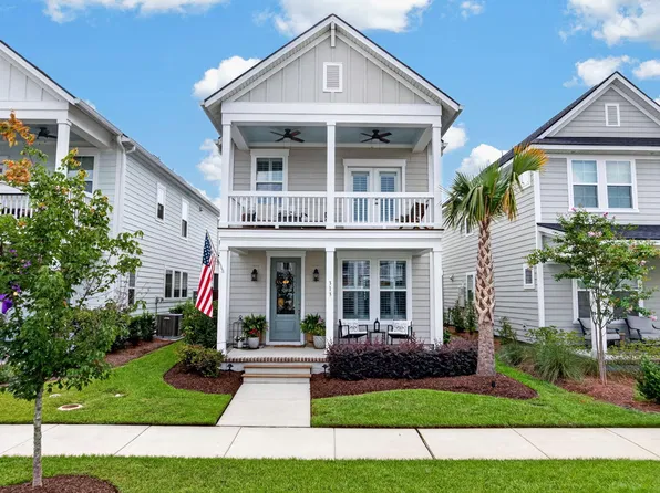 313 Eclipse St, Summerville, SC 29486