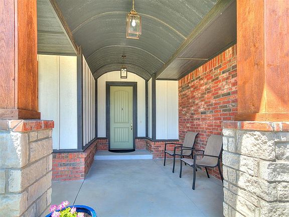 2nd image of 19533 Millstone Crossing Dr