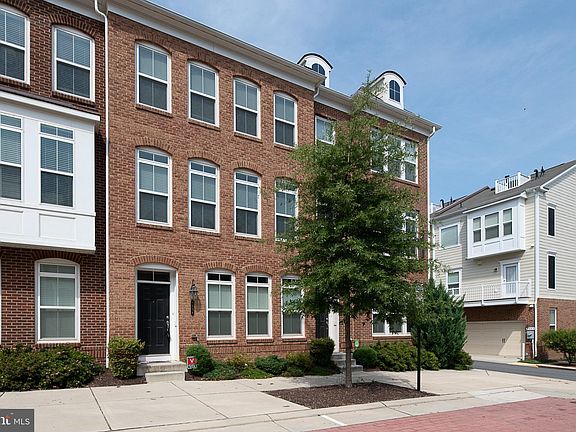 2nd image of 9538 Canonbury Sq