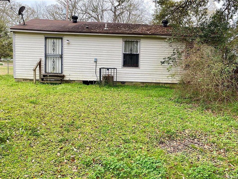 2nd image of 7032 Penny St