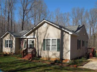 5020 Howard Trace Ln, Columbia, VA 23038