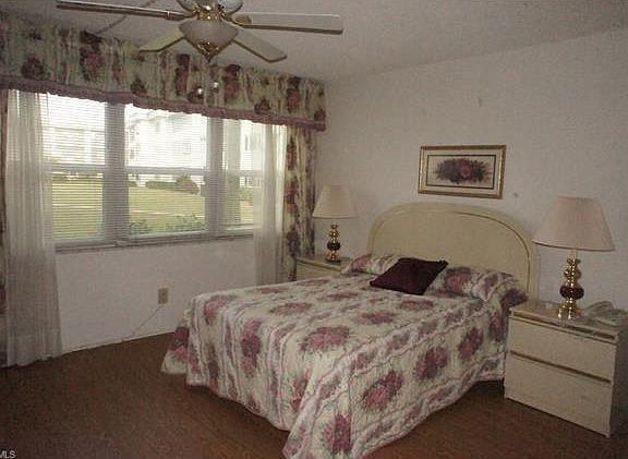 3rd image of 6220 Augusta Dr APT 105