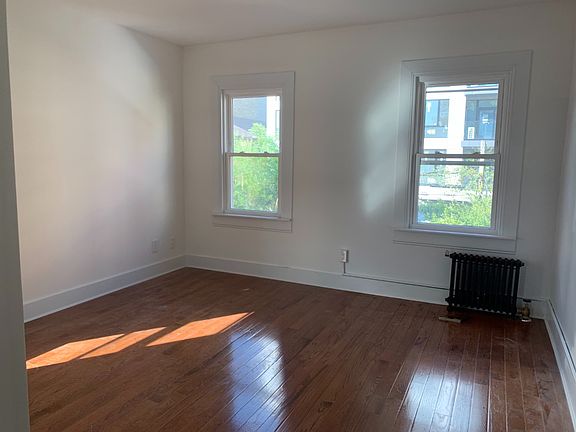 5th image of 2126 E 21st St