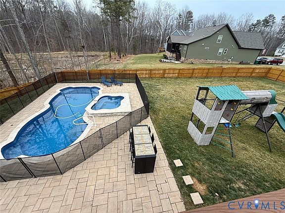 5th image of 2172 Ellis Farm Way