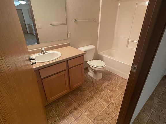 5th image of 5931 24th St S APT 306