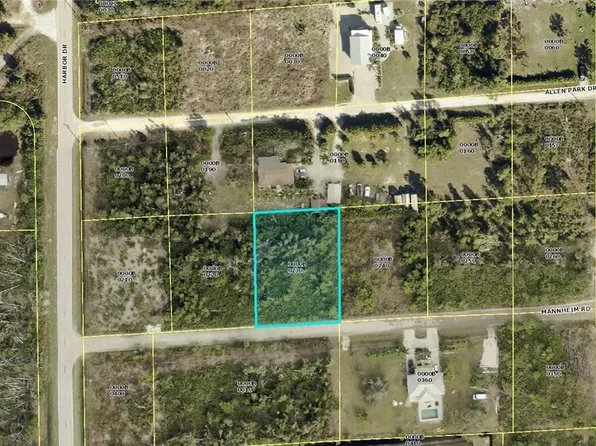 6440 Mannheim Rd, Bokeelia, FL 33922