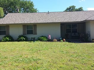 1913 E 14th Pl, Ada, OK 74820