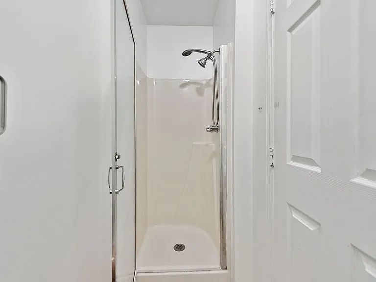 4321 Westwood Northern Blvd — Photo 30