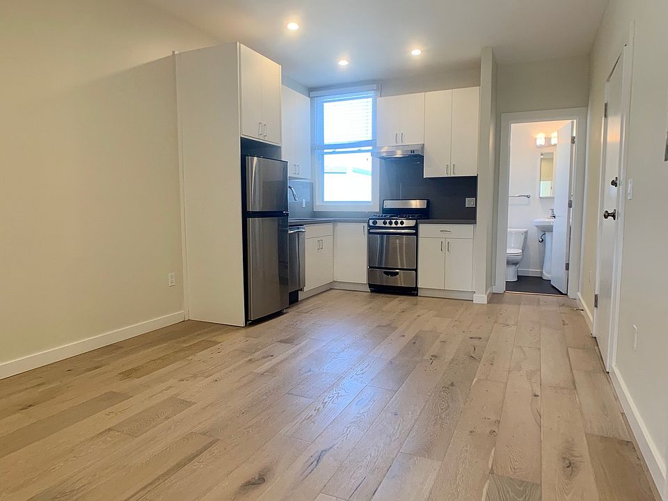 1st image of 1656 Sacramento St #10