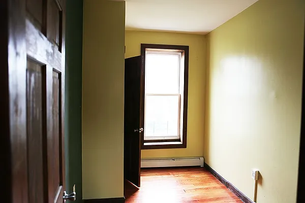 Rented by Chris Stewart, LREB | media 7