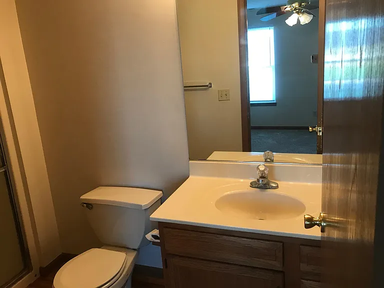 2314 Drexel Dr — Photo 5