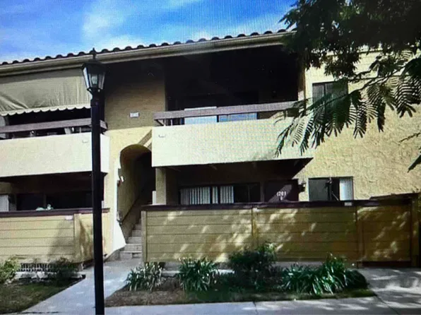 18724 Mandan St APT 1204, Santa Clarita, CA 91351