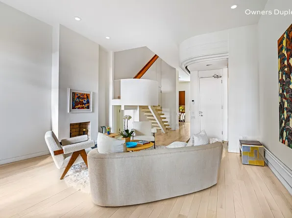 13 West 89th Street image 2 of 15