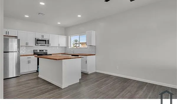 220 4th Ave E #2 — Photo 8