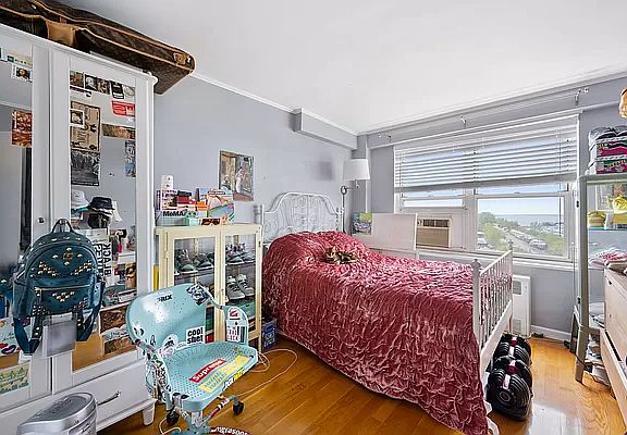 5th image of 2630 Cropsey Ave APT 7K