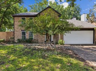 2701 Harmon Dr, Grapevine, TX 76051