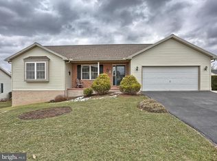 8 Linda Ln #L-0039, Richland, PA 17087