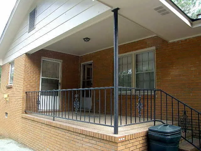 1915 Coventry Dr — Photo 19