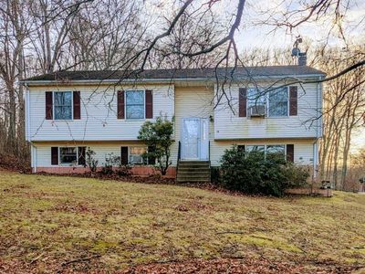 18 Sarah Drive, Uncasville, CT, 06382