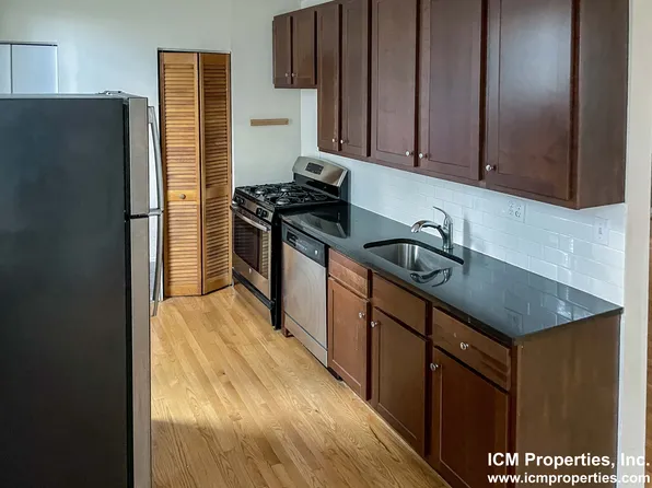 1224 W Wrightwood Ave #1, Chicago, IL 60614
