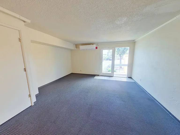 1695 Patterson Street — Photo 13